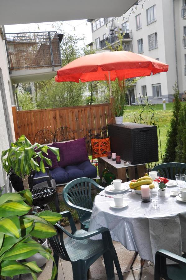 Terraceoasisberlinairport Schönefeld
