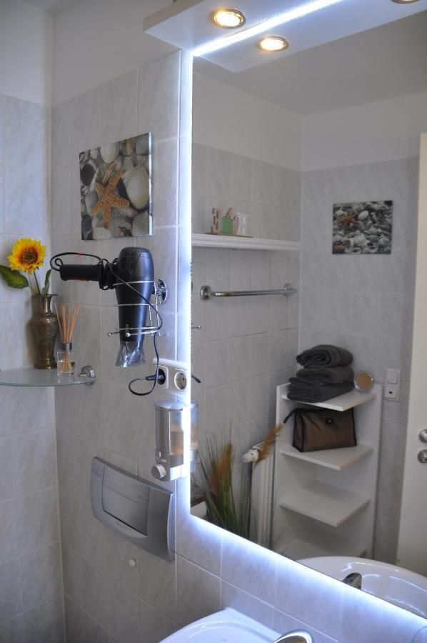 Terraceoasisberlinairport Apartment